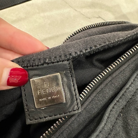 AUTHENTIC VINTAGE FENDI - Picture 10 of 10